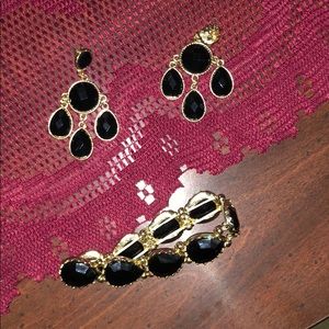 Black and Gold bracelet/earring set